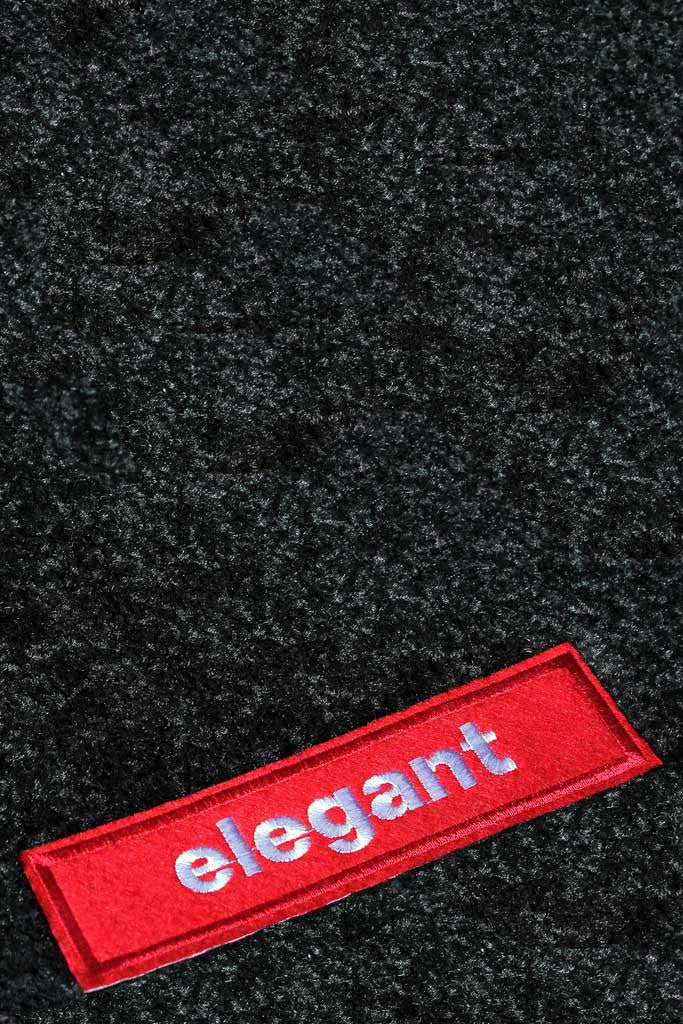 Miami Carpet Car Floor Mat Black For Mahindra Scorpio